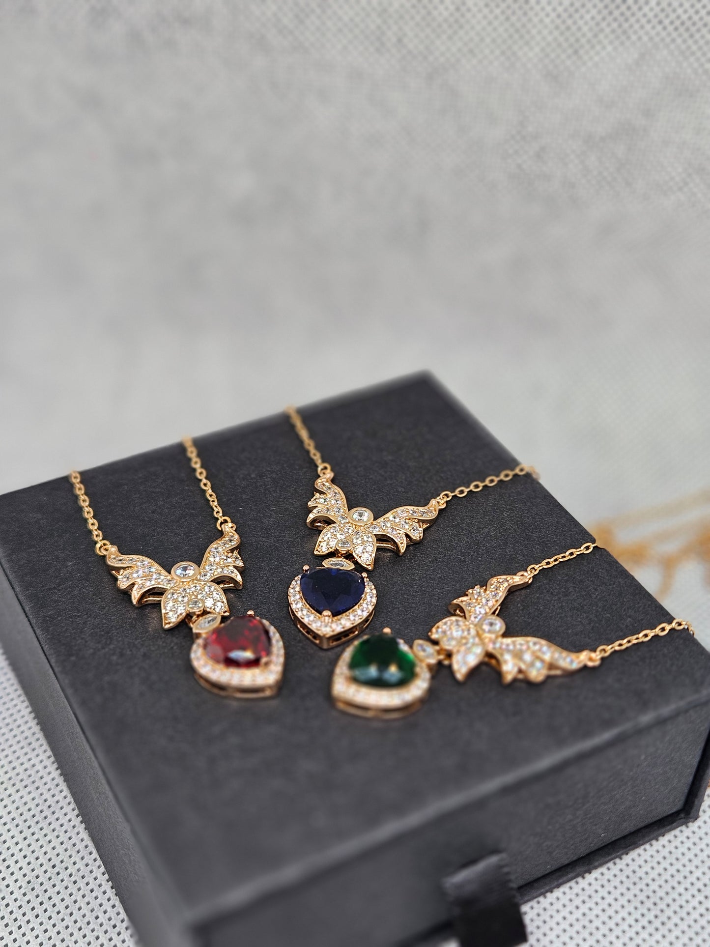 Kaklarota “Butterfly