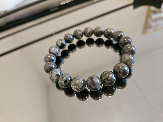 DABĪGĀ AKMENS ROKASSPRĀDZE